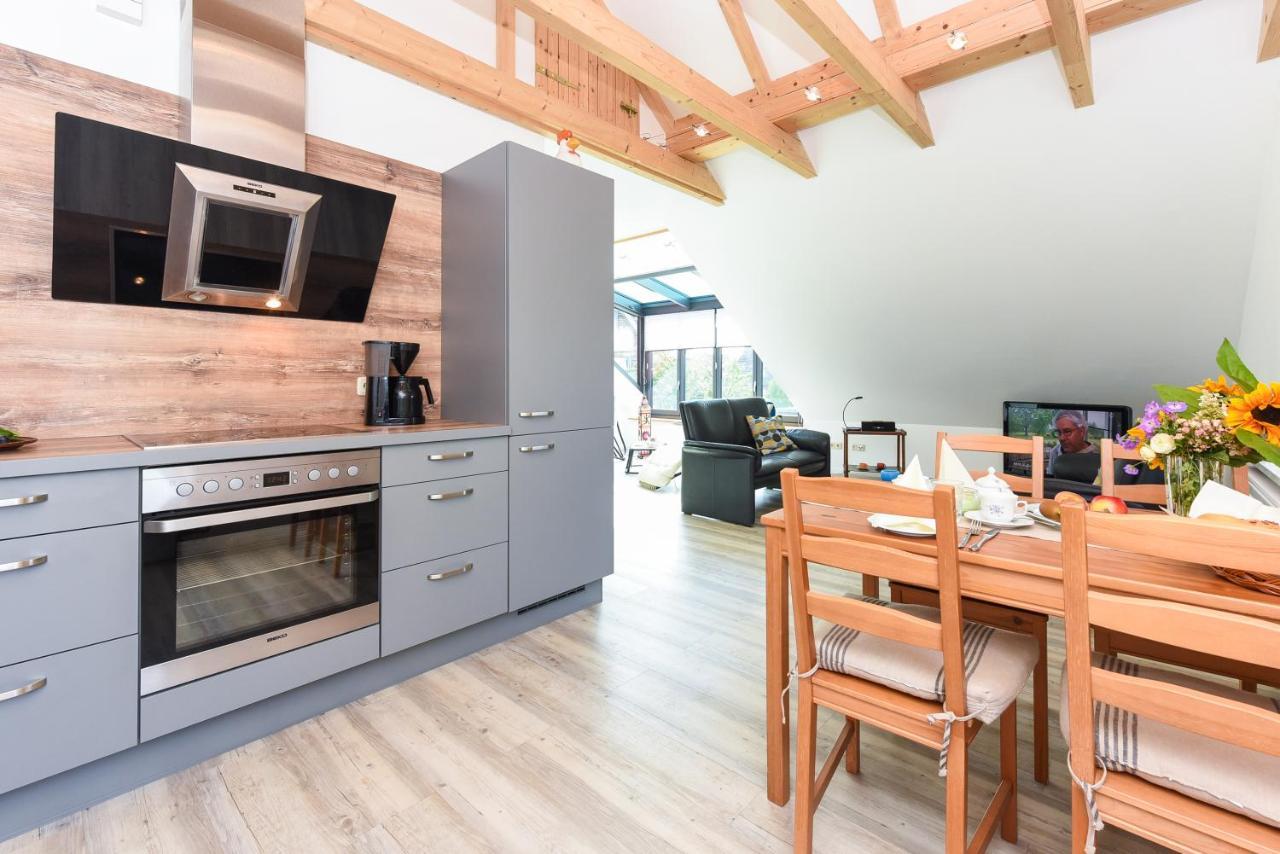 Jever-Ferienhaus Himmelsblick Esterno foto