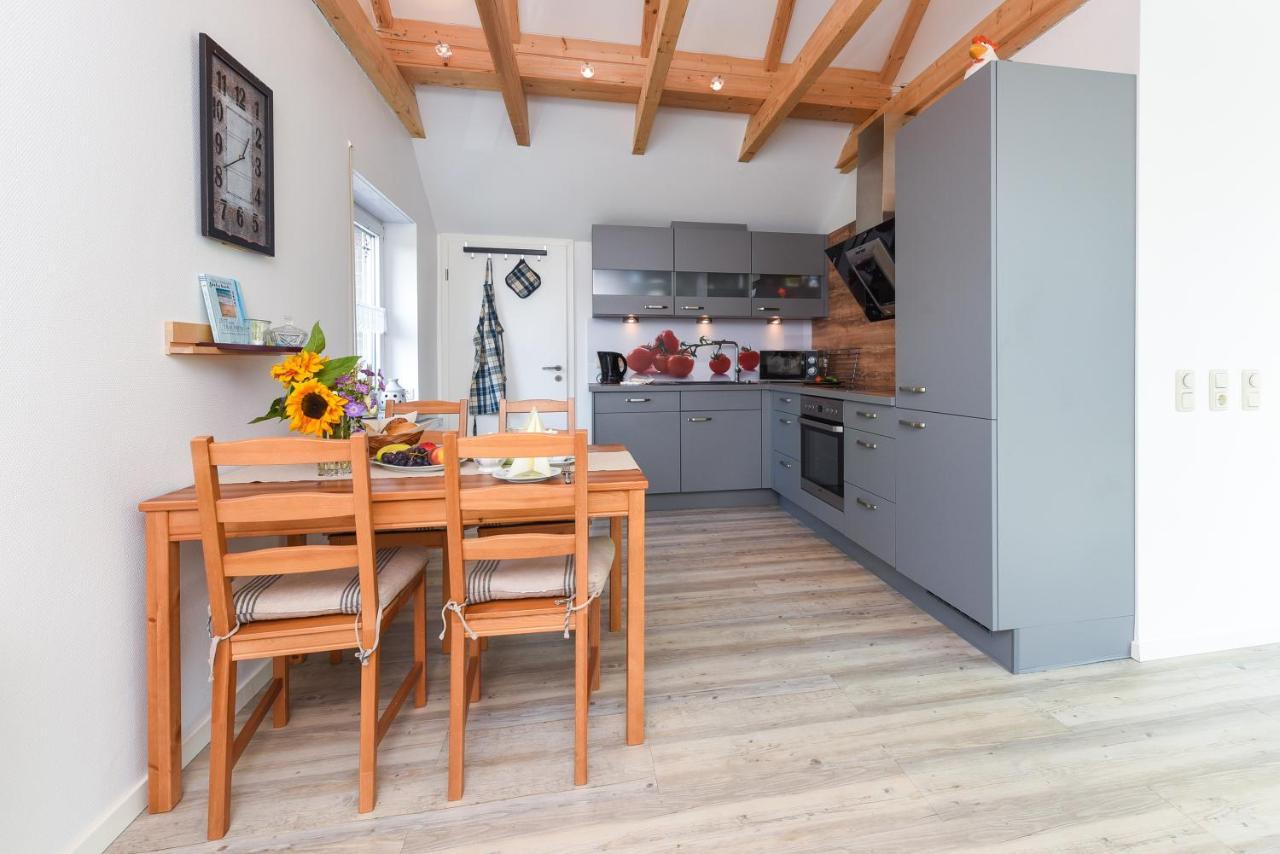 Jever-Ferienhaus Himmelsblick Esterno foto