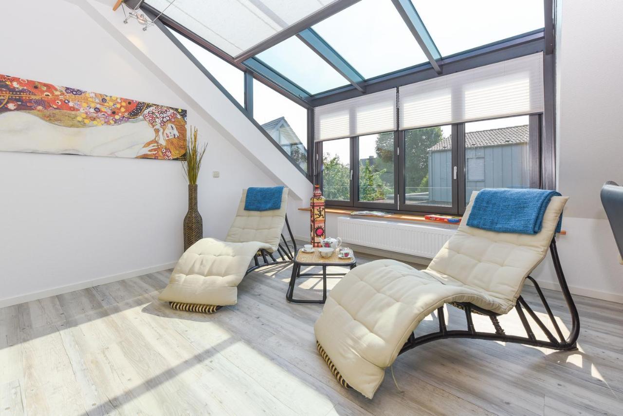 Jever-Ferienhaus Himmelsblick Esterno foto